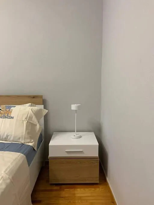 2 Bedroom Family Apartment With Free Parking Thessaloniki