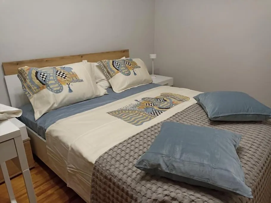 2 Bedroom Family Apartment With Free Parking Thessaloniki Greece