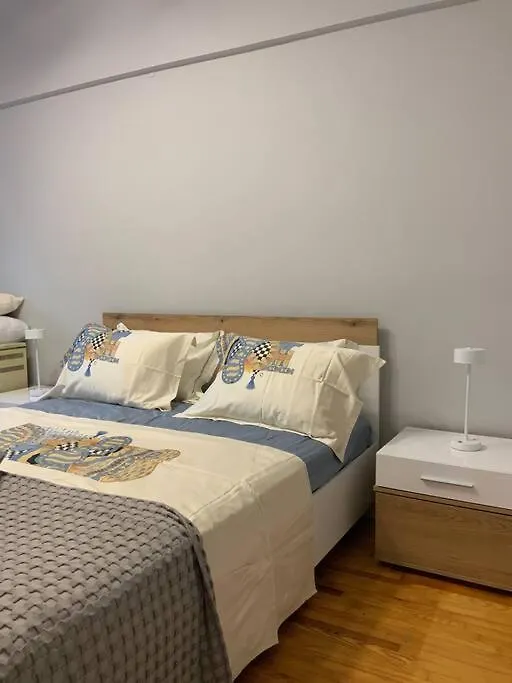 2 Bedroom Family Apartment With Free Parking Thessaloniki